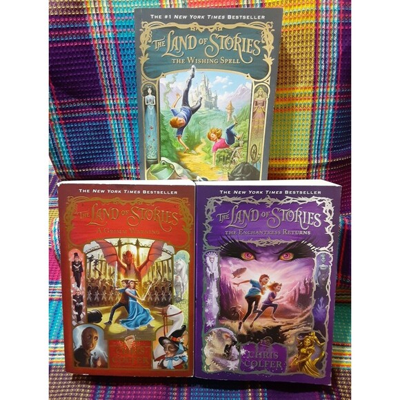 THE LAND OF STORIES Series Lot of 3 Paperback Books By Chris Colfer AR:5.0 - Picture 1 of 12